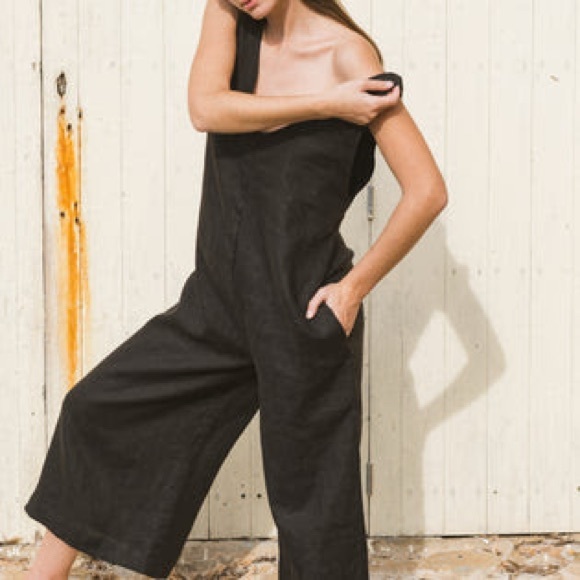 Ozma Vanessa Romper, Laundered Linen, Black (100% Linen) Size XS - Picture 1 of 5